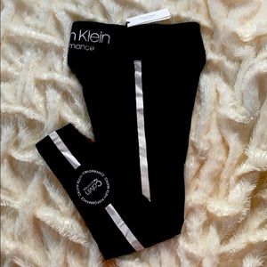 ❣️SOLD❣️New with 🏷 Calvin Klein Leggings